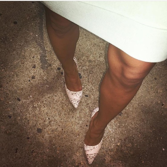 Romeo & Juliet Couture Mint Green Bandage Skirt - Picture 7 of 7